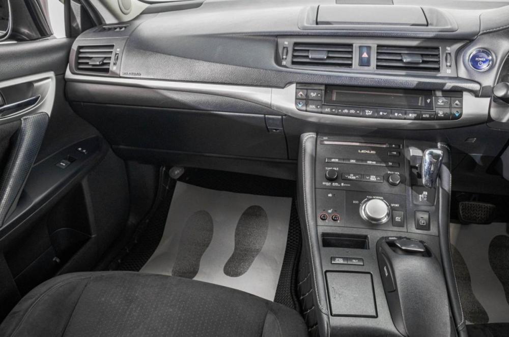 Lexus CT I Барнаул  - изображение 21