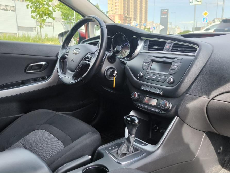 Kia Ceed II Рестайлинг Санкт-Петербург  - изображение 13