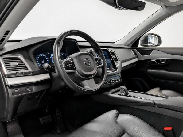 Volvo XC90 II Рестайлинг 1 с пробегом 2022 года, цена 5 800 000 рублей, 55663 км, внедорожник, Автокод Объявления