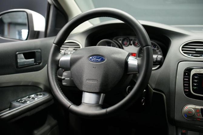 Ford Focus II Рестайлинг с пробегом 2010 года, цена 765 000 рублей, 193000 км, хэтчбек, Автокод Объявления