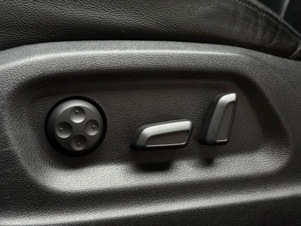 Audi Q3 I (8U) с пробегом 2012 года, цена 1 699 000 рублей, 141288 км, внедорожник, Автокод Объявления
