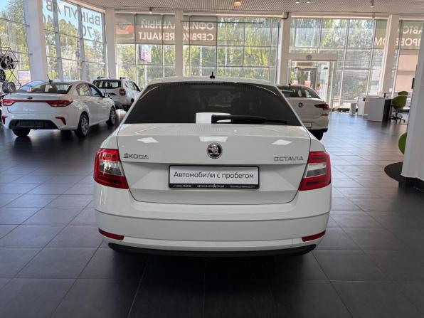 Skoda Octavia III (A7) Рестайлинг с пробегом 2020 года, цена 1 888 000 рублей, 117810 км, лифтбек, Автокод Объявления