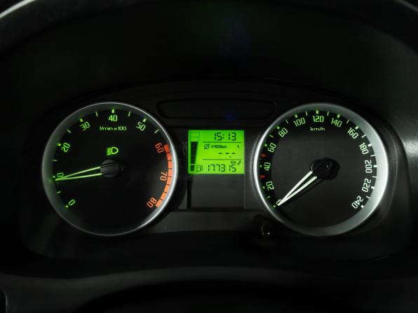 Skoda Fabia II с пробегом 2008 года, цена 349 585 рублей, 177314 км, хэтчбек, Автокод Объявления