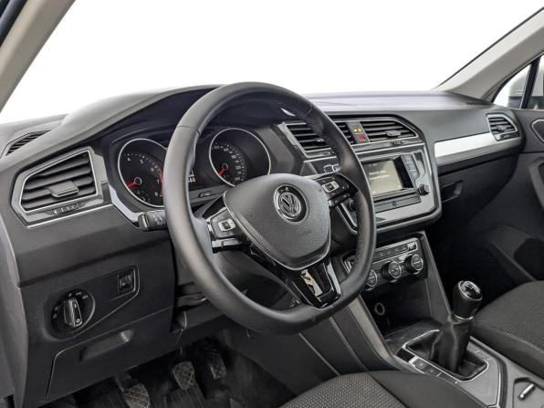 Volkswagen Tiguan II с пробегом 2017 года, цена 1 795 000 рублей, 111549 км, внедорожник, Автокод Объявления