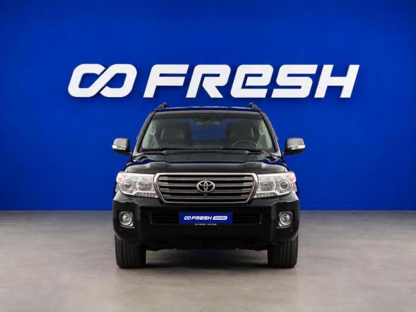 Toyota Land Cruiser 200 Series Рестайлинг 1 с пробегом 2013 года, цена 3 111 444 рубля, 376504 км, внедорожник, Автокод Объявления