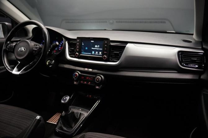 Kia Stonic I с пробегом 2018 года, цена 1 950 000 рублей, 104600 км, внедорожник, Автокод Объявления