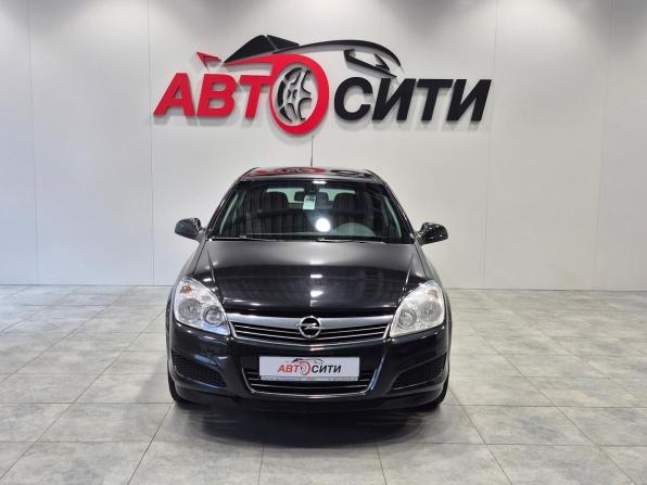 Opel Astra H Рестайлинг с пробегом 2012 года, цена 600 000 рублей, 215000 км, универсал, Автокод Объявления