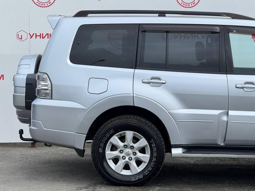 Mitsubishi Pajero IV Рестайлинг 1 Екатеринбург  - изображение 17