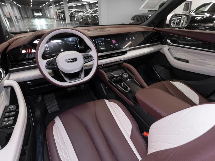 Geely Monjaro I Москва  - изображение 7