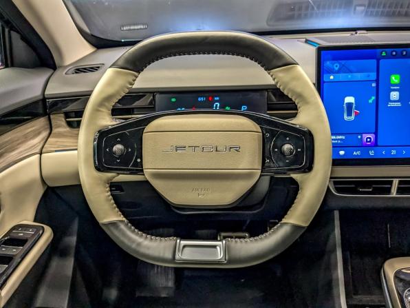 JETOUR DASHING I с пробегом 2024 года, цена 2 220 000 рублей, 30474 км, внедорожник, Автокод Объявления