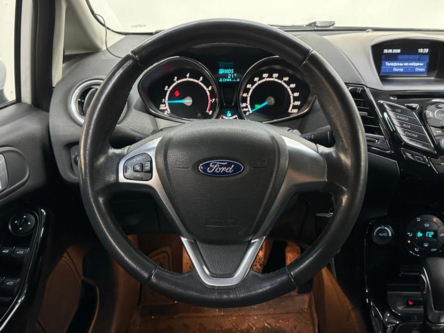 Ford Fiesta Mk6 Рестайлинг Санкт-Петербург  - изображение 13