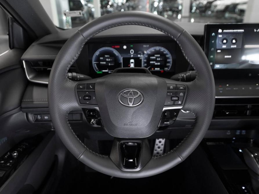 Toyota Camry IX (XV80) China Market Москва  - изображение 11