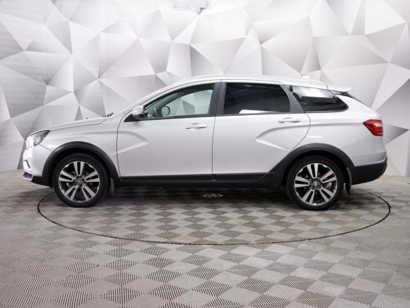 Lada (ВАЗ) Vesta I с пробегом 2021 года, цена 1 446 000 рублей, 43423 км, универсал, Автокод Объявления