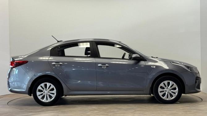 Kia Rio IV с пробегом 2018 года, цена 1 095 000 рублей, 82167 км, седан, Автокод Объявления