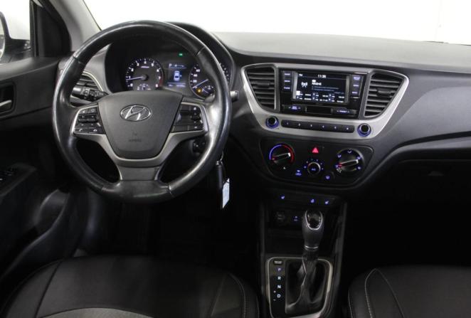 Hyundai Solaris I Рестайлинг с пробегом 2017 года, цена 1 160 000 рублей, 189153 км, седан, Автокод Объявления