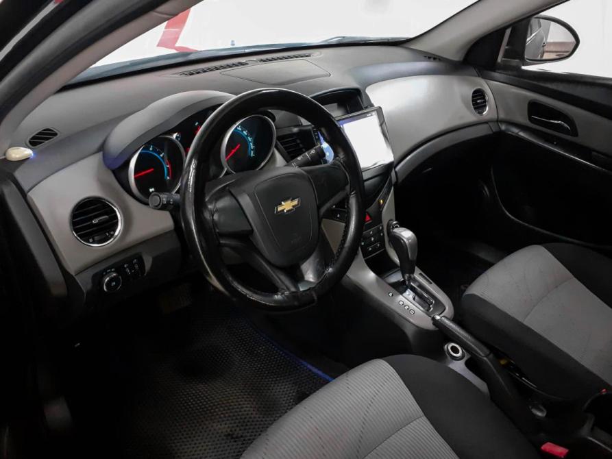 Chevrolet Cruze I Рестайлинг Москва  - изображение 8