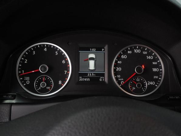Volkswagen Tiguan I Рестайлинг с пробегом 2014 года, цена 1 299 000 рублей, 207455 км, внедорожник, Автокод Объявления