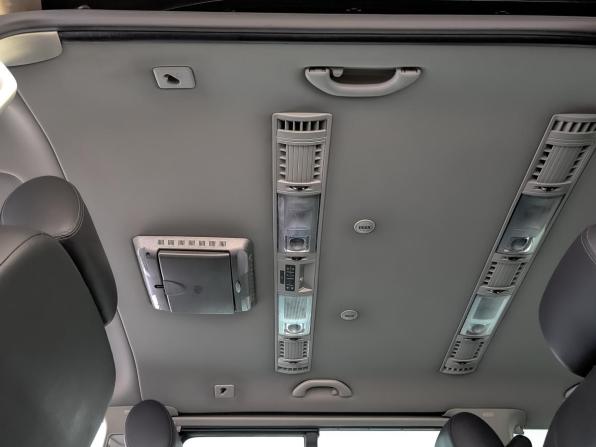 Volkswagen Multivan T5 Рестайлинг с пробегом 2012 года, цена 2 750 000 рублей, 122609 км, минивэн, Автокод Объявления