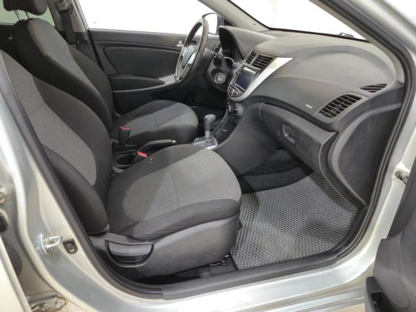 Hyundai Solaris I с пробегом 2013 года, цена 730 000 рублей, 129542 км, седан, Автокод Объявления