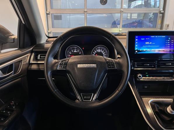 Haval M6 II с пробегом 2023 года, цена 2 000 000 рублей, 44310 км, внедорожник, Автокод Объявления