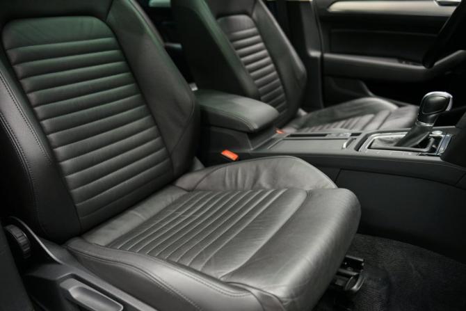 Volkswagen Passat B8 с пробегом 2018 года, цена 2 580 000 рублей, 105513 км, седан, Автокод Объявления