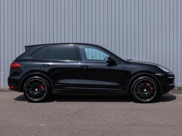 Porsche Cayenne II (958) с пробегом 2010 года, цена 1 599 000 рублей, 297455 км, внедорожник, Автокод Объявления