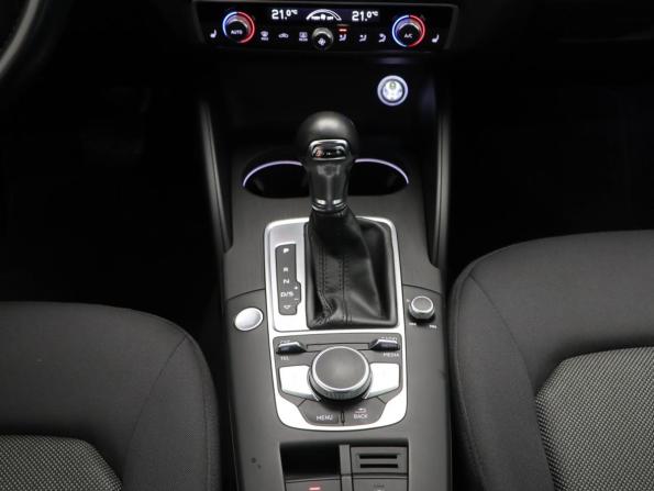 Audi A3 III (8V) Рестайлинг с пробегом 2017 года, цена 1 875 000 рублей, 138950 км, седан, Автокод Объявления