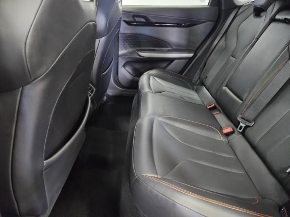 Changan UNI-V I с пробегом 2023 года, цена 2 175 000 рублей, 35044 км, лифтбек, Автокод Объявления
