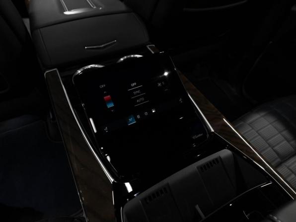 Cadillac Escalade V Рестайлинг с пробегом 2025 года, цена 20 700 000 рублей, 400 км, внедорожник, Автокод Объявления