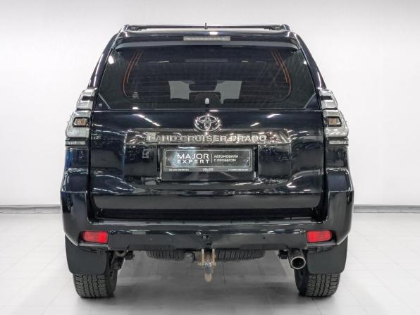 Toyota Land Cruiser Prado 150 Series Рестайлинг 2 с пробегом 2022 года, цена 7 300 000 рублей, 68165 км, внедорожник, Автокод Объявления