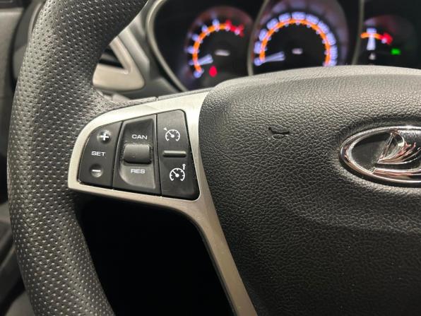 Lada (ВАЗ) Vesta I с пробегом 2019 года, цена 949 000 рублей, 98844 км, универсал, Автокод Объявления