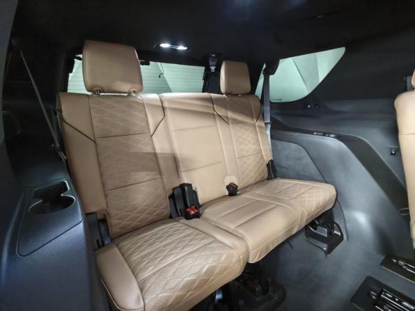 Cadillac Escalade V с пробегом 2021 года, цена 10 500 000 рублей, 29690 км, внедорожник, Автокод Объявления