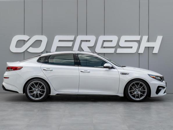Kia Optima IV Рестайлинг с пробегом 2018 года, цена 2 299 000 рублей, 33752 км, седан, Автокод Объявления
