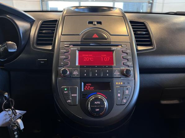 Kia Soul I с пробегом 2011 года, цена 499 000 рублей, 422048 км, хэтчбек, Автокод Объявления