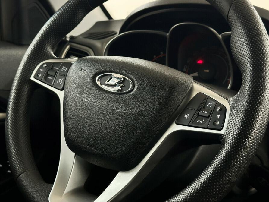 Lada (ВАЗ) Vesta I Москва  - изображение 9