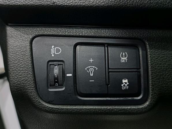 Hyundai Solaris II Рестайлинг с пробегом 2021 года, цена 1 491 000 рублей, 60050 км, седан, Автокод Объявления