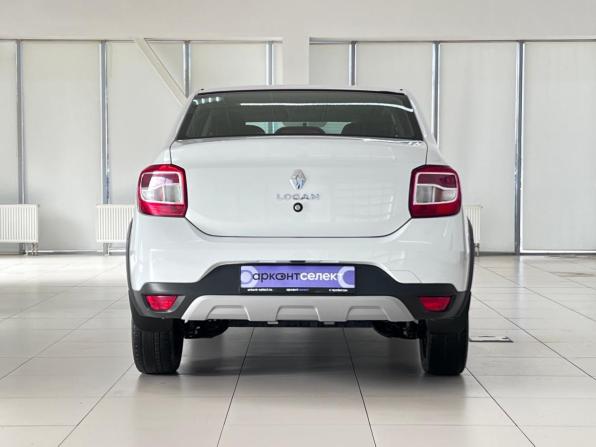 Renault Logan II Рестайлинг с пробегом 2021 года, цена 1 280 000 рублей, 47851 км, седан, Автокод Объявления