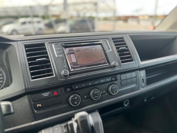 Volkswagen Caravelle T6 с пробегом 2016 года, цена 2 692 000 рублей, 267002 км, минивэн, Автокод Объявления