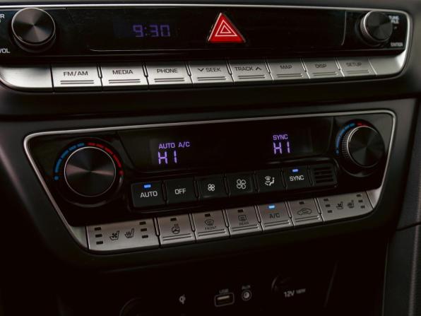 Hyundai Sonata VII (LF) Рестайлинг с пробегом 2019 года, цена 1 565 000 рублей, 108000 км, седан, Автокод Объявления