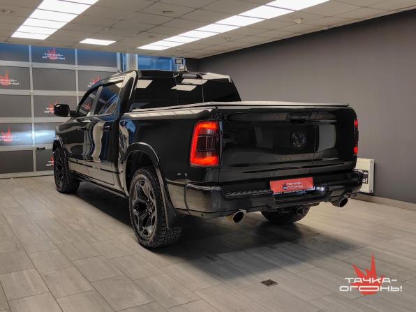 Ram 1500 V с пробегом 2023 года, цена 8 800 000 рублей, 30300 км, пикап, Автокод Объявления