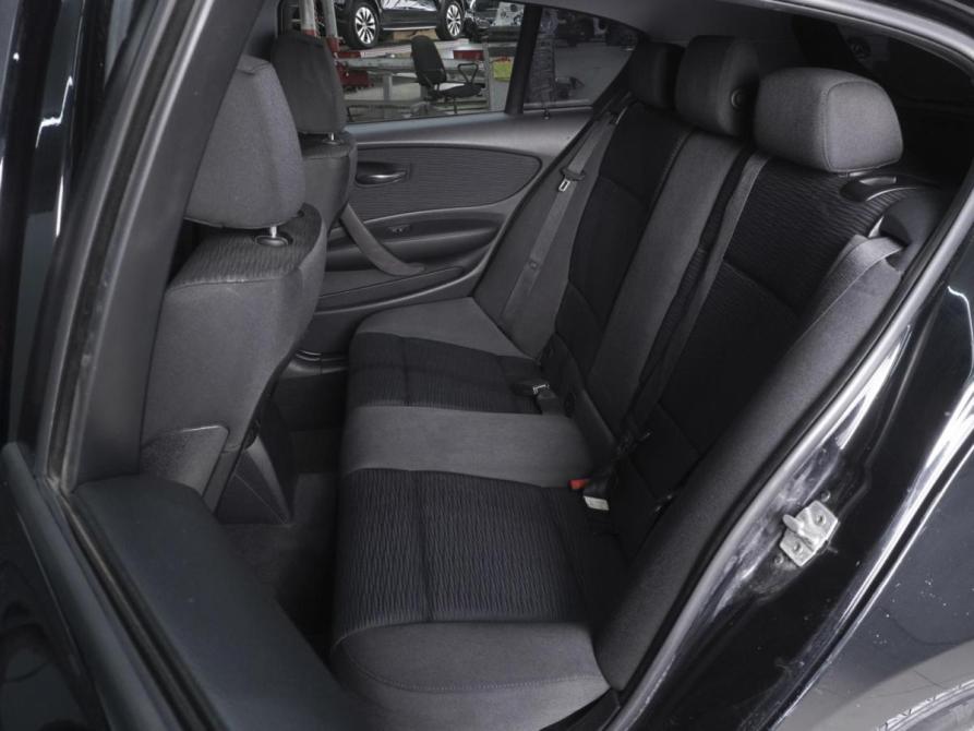 BMW 1 серии I (E81/E82/E87/E88) Рестайлинг Ростов-на-Дону  - изображение 9