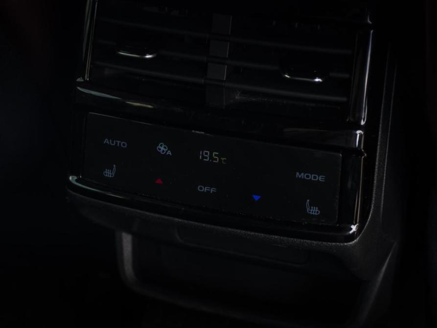 Geely Monjaro I Москва  - изображение 27