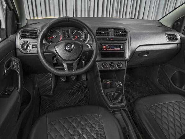 Volkswagen Polo V Рестайлинг с пробегом 2016 года, цена 680 000 рублей, 486601 км, седан, Автокод Объявления