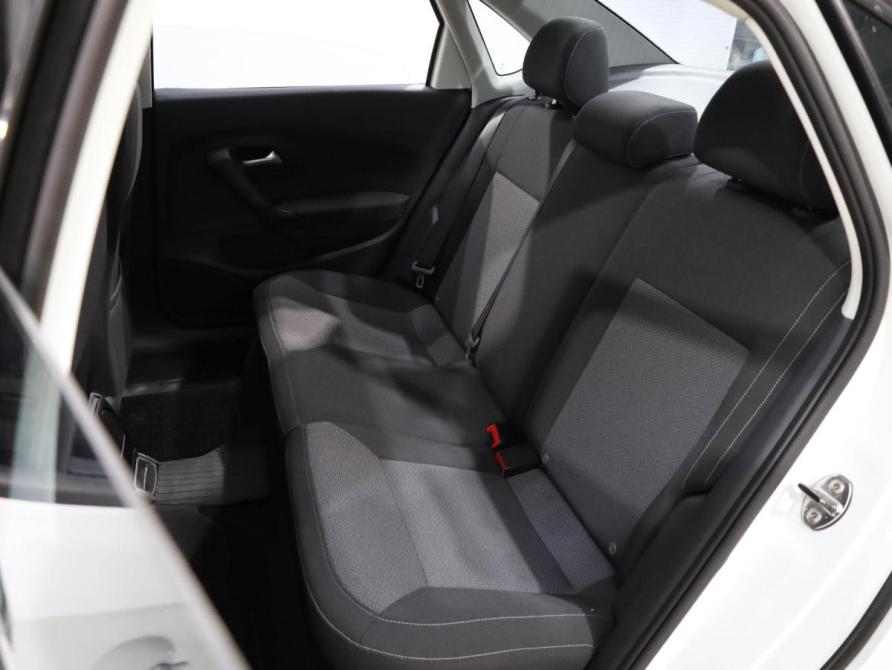 Volkswagen Polo V Рестайлинг Ростов-на-Дону  - изображение 9