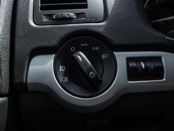 Skoda Octavia II (A5) Рестайлинг с пробегом 2012 года, цена 830 000 рублей, 291379 км, лифтбек, Автокод Объявления