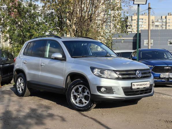 Volkswagen Tiguan I Рестайлинг с пробегом 2012 года, цена 729 000 рублей, 240000 км, внедорожник, Автокод Объявления