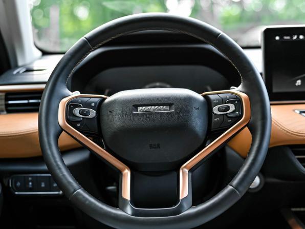 Haval Jolion I с пробегом 2021 года, цена 1 860 000 рублей, 31355 км, внедорожник, Автокод Объявления