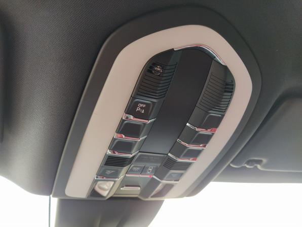 Porsche Macan I с пробегом 2016 года, цена 3 349 000 рублей, 145194 км, внедорожник, Автокод Объявления