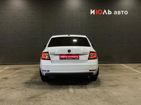 Skoda Octavia III (A7) Рестайлинг с пробегом 2019 года, цена 1 525 000 рублей, 208166 км, лифтбек, Автокод Объявления