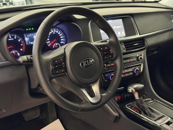 Kia Optima IV с пробегом 2017 года, цена 1 599 000 рублей, 111000 км, седан, Автокод Объявления